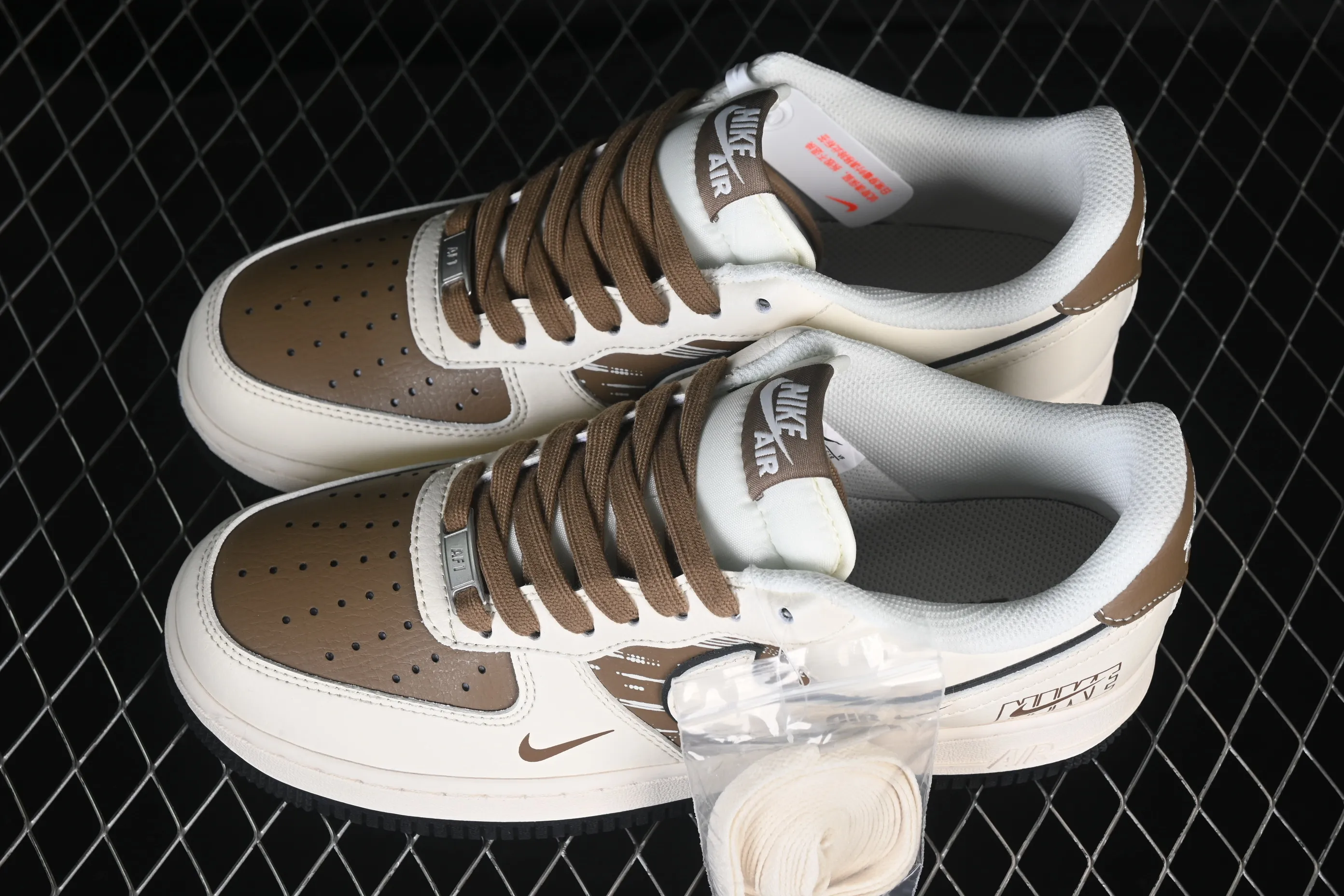 All Categories Nk Air Force 1 Air Force Series Nk Air Force 1 Low Air Force Low Nike Air Force 1'07 Low Joint Beige Brown High-end Customized Low-top Casual Shoes XD9314-618